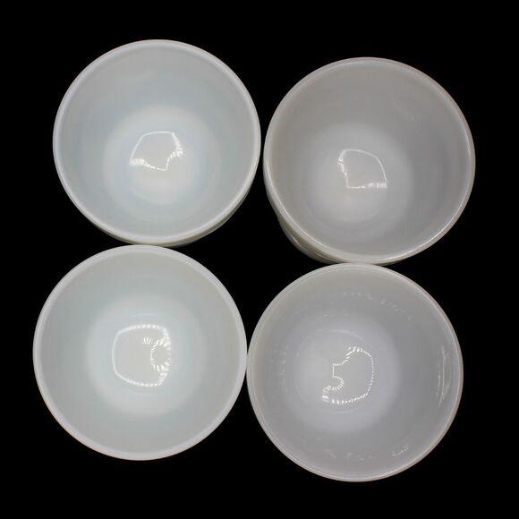 Vintage Anchor Hocking Milk Glass Dessert Cups Harvest Grape & Leaf Pattern (4) - Picture 5 of 6